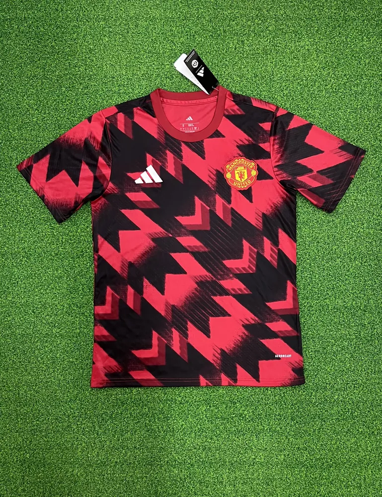 Manchester United 2025-26 Maillot d'entraînement - Rouge/Noir — main view