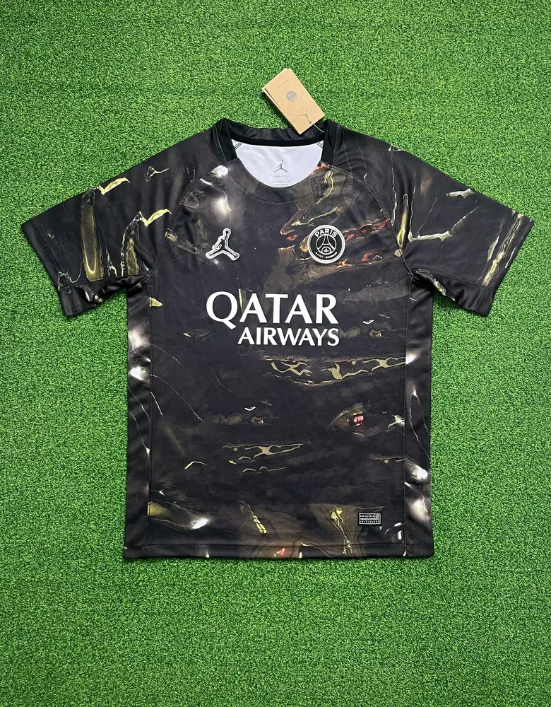 Paris Saint-Germain Fünftes Trikot — main view