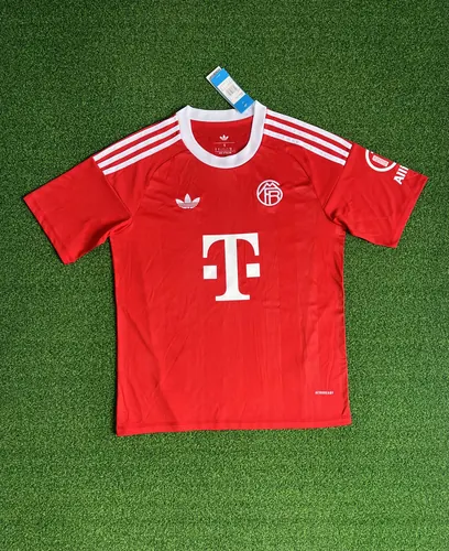 Bayern Munich 2025-26 Goalkeeper Jersey