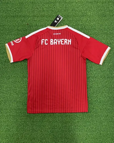 Bayern Munich 2026-27 Heimtrikot — view 2