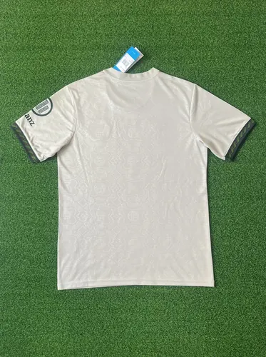 Bayern Munich 2025-26 Oktoberfest Edition Jersey — view 2