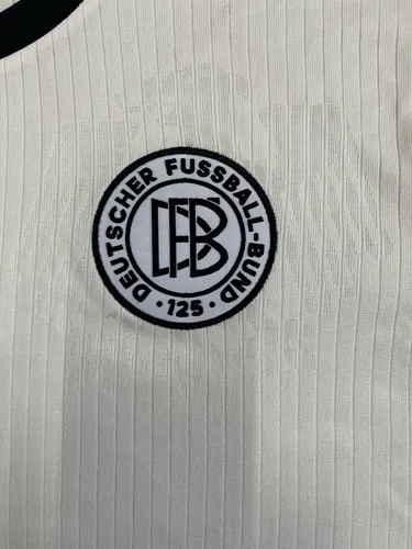 Deutschland Jubiläumsedition Trikot — view 3