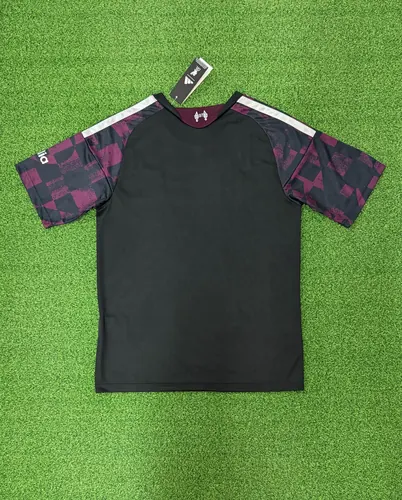 Liverpool 2026-27 Third Trikot — view 2
