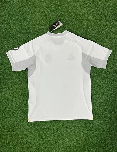 Real Madrid 2025-26 Maillot domicile — view 2