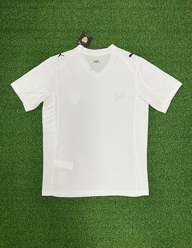 Valencia 2025-26 Heimtrikot — view 2