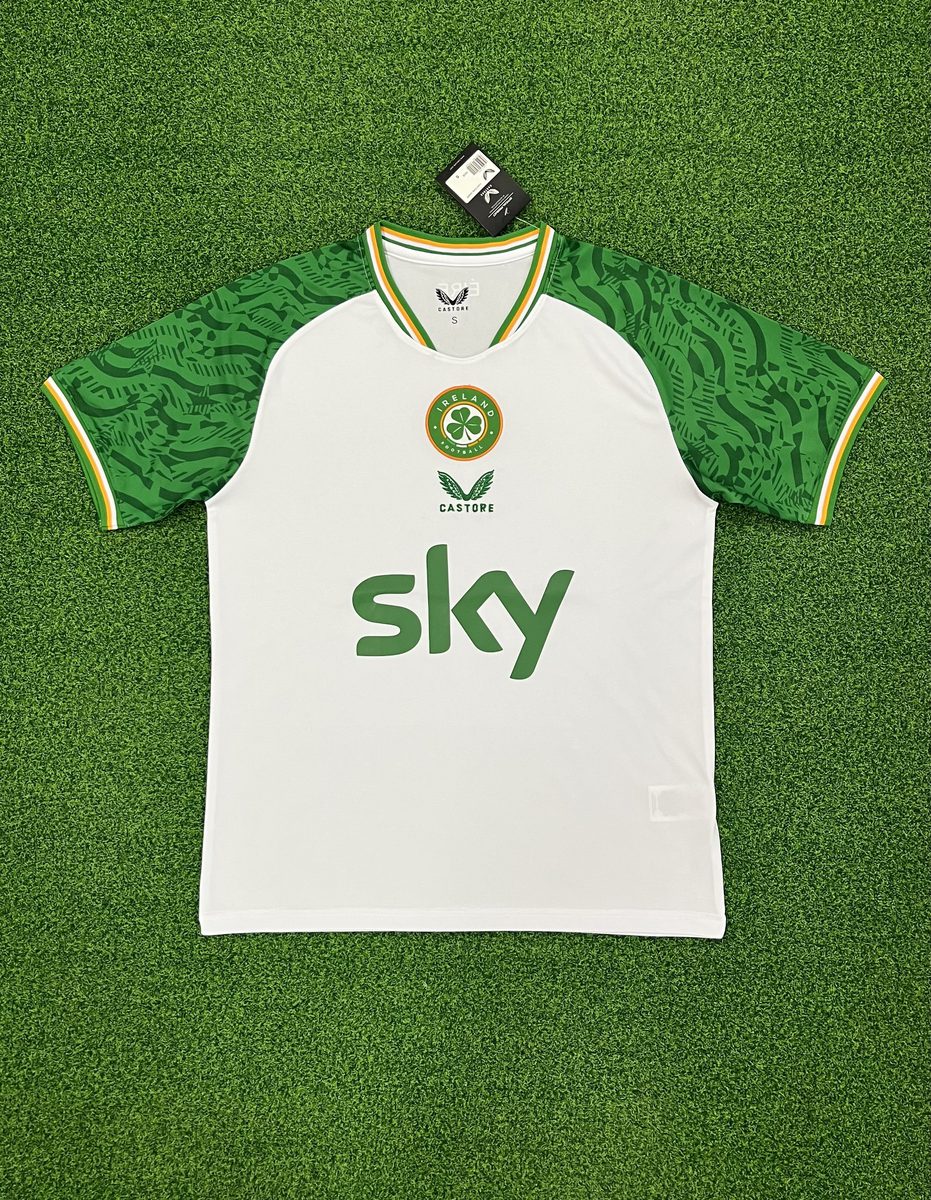 Ireland 2025-26 Away Jersey