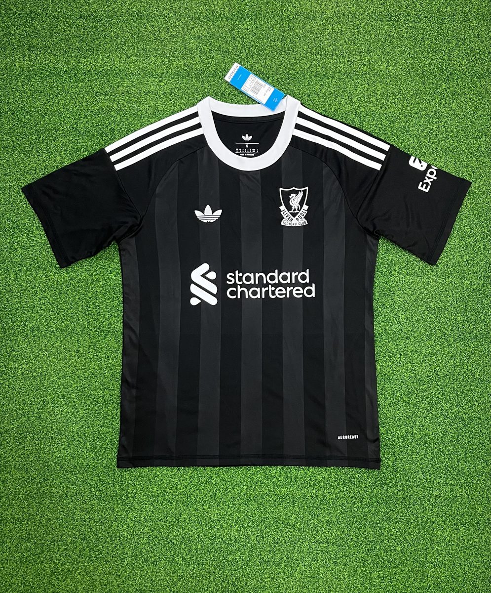 Liverpool 2025-26 Goalkeeper Jersey