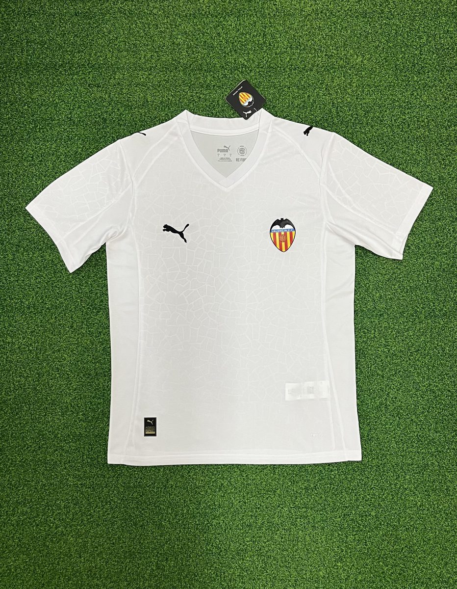 Valencia 2025-26 Heimtrikot